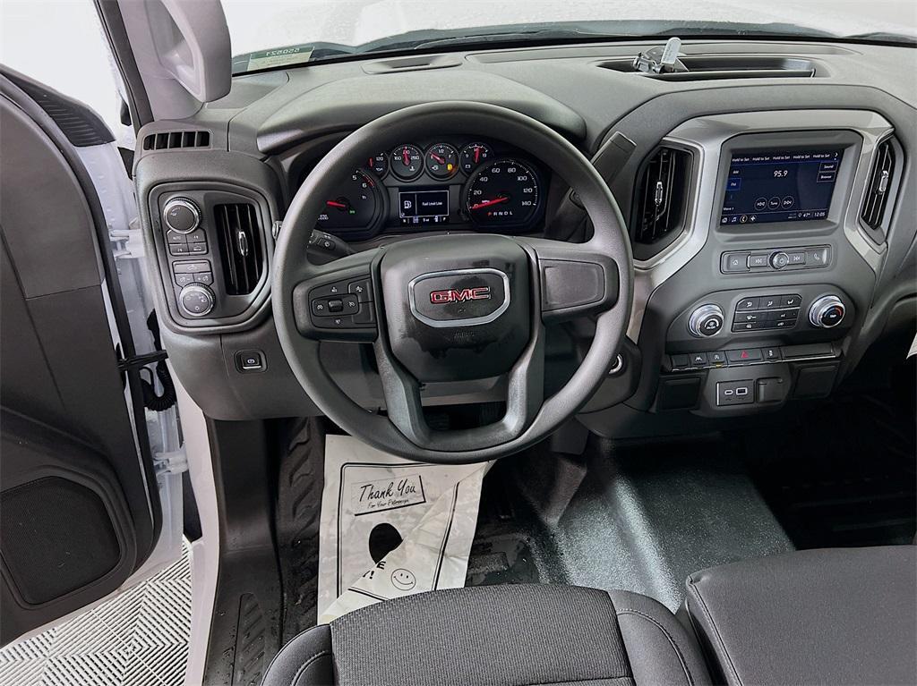 new 2025 GMC Sierra 1500 car, priced at $38,230