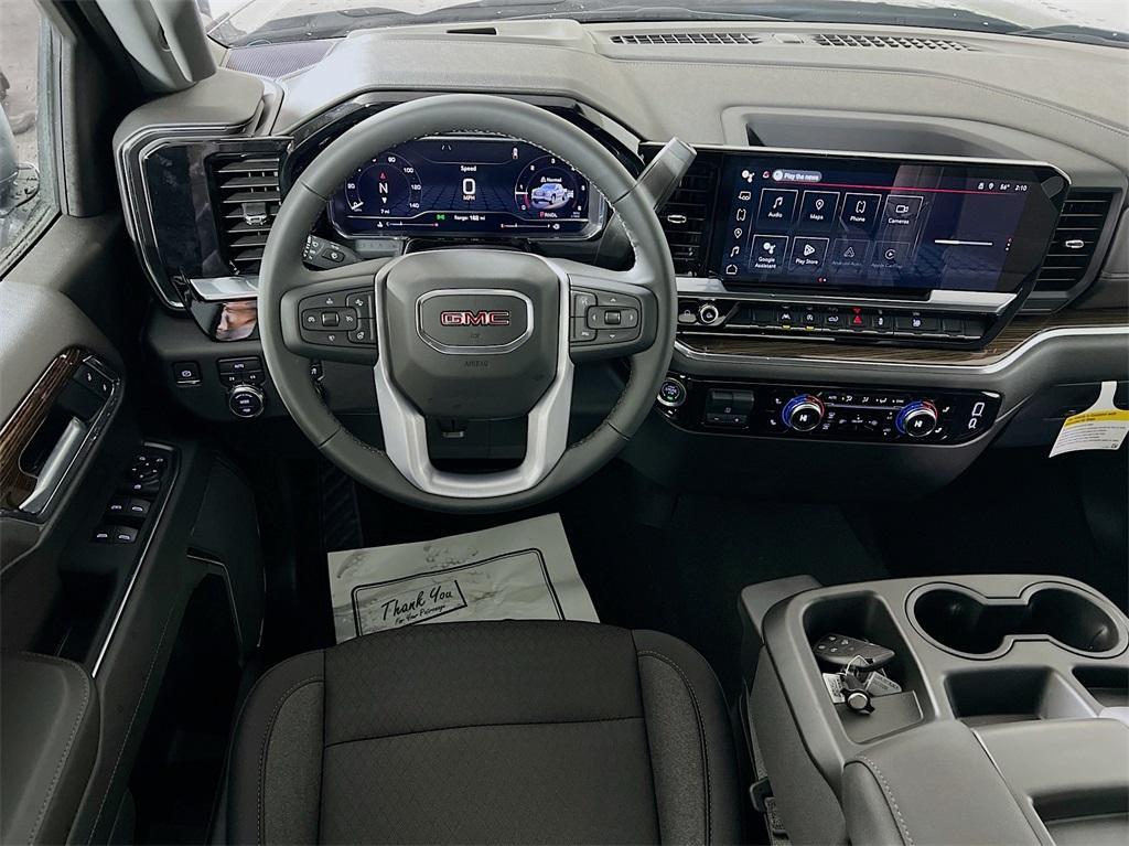 new 2025 GMC Sierra 1500 car, priced at $47,835