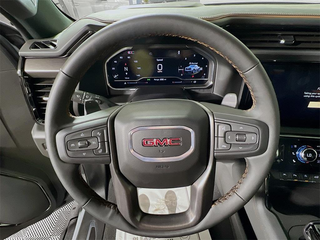 new 2025 GMC Sierra 1500 car, priced at $66,105