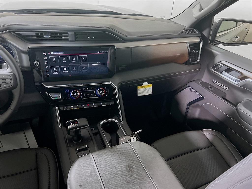 new 2025 GMC Sierra 1500 car, priced at $71,395