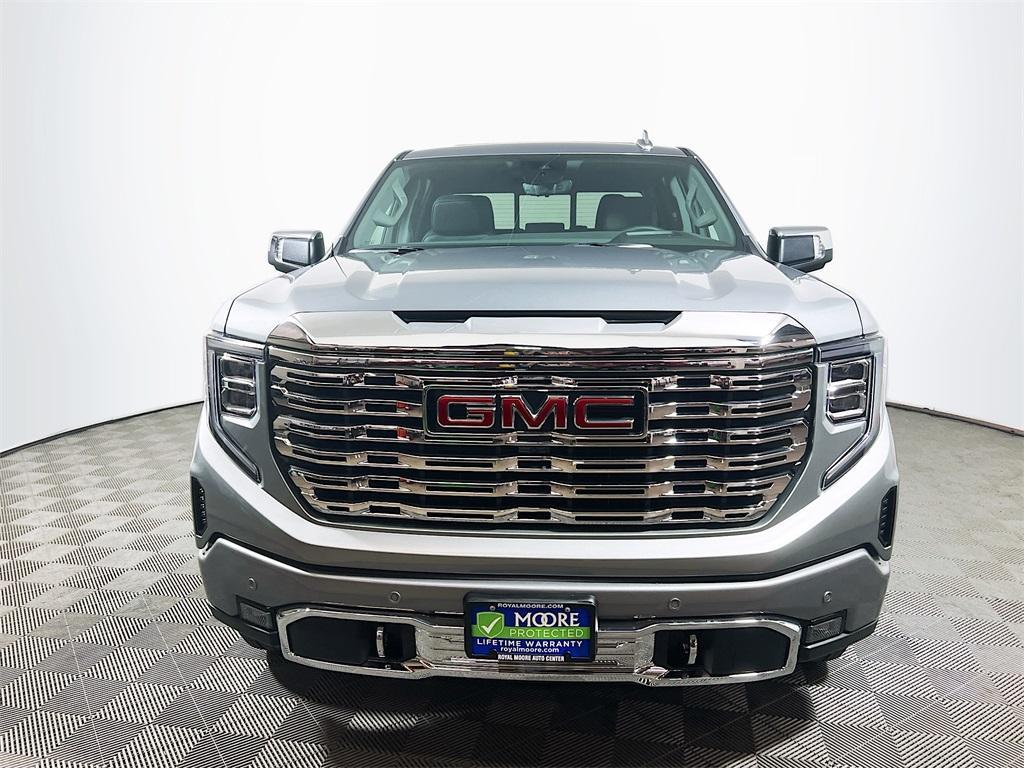 new 2025 GMC Sierra 1500 car, priced at $71,395