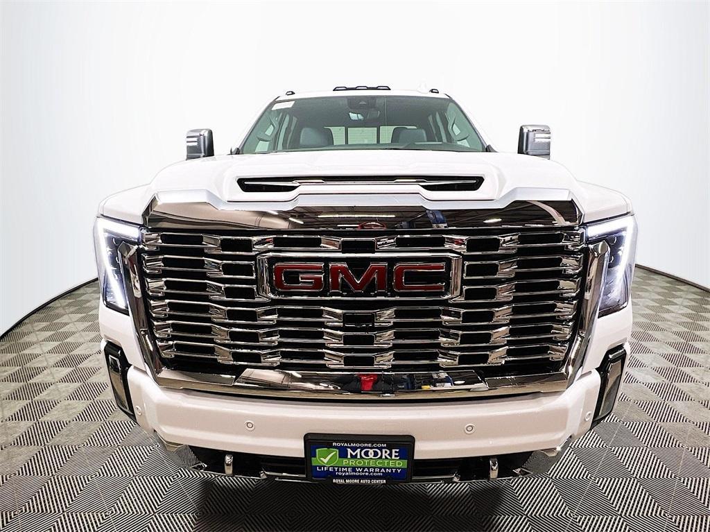 new 2025 GMC Sierra 3500 car, priced at $83,065