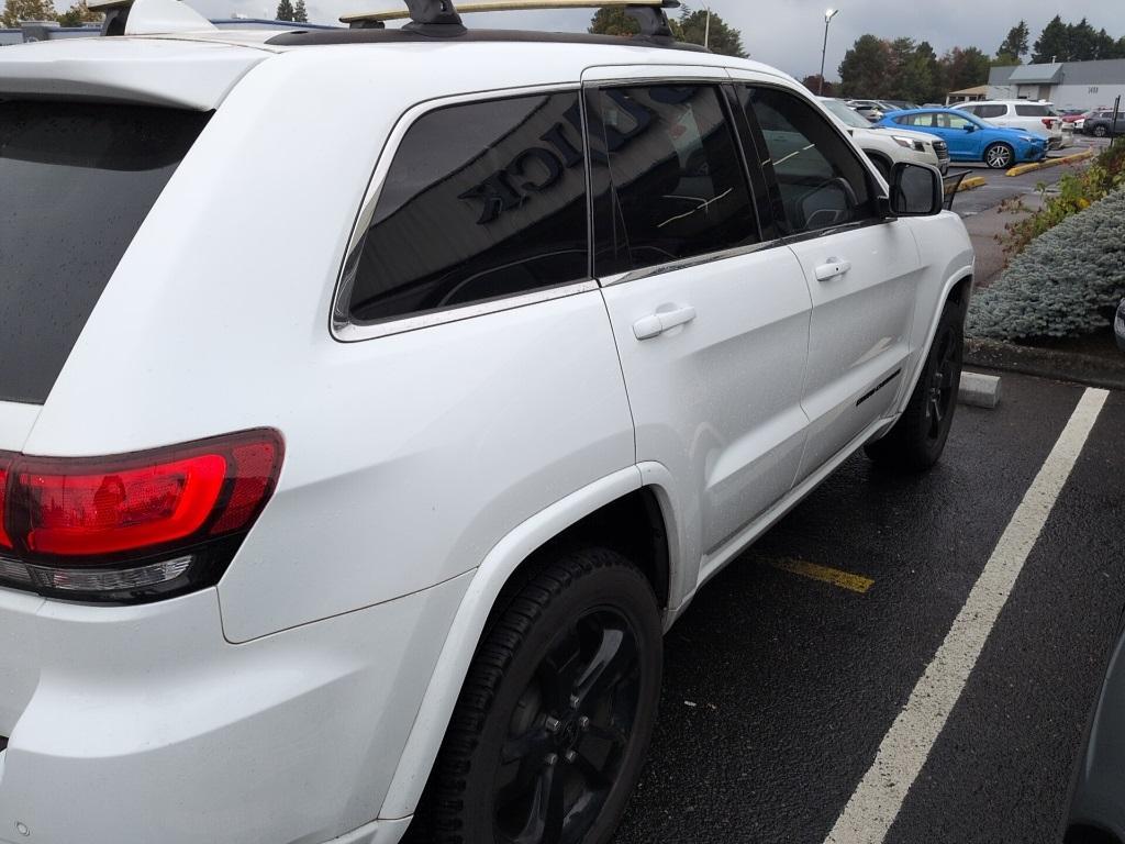 used 2015 Jeep Grand Cherokee car, priced at $14,900