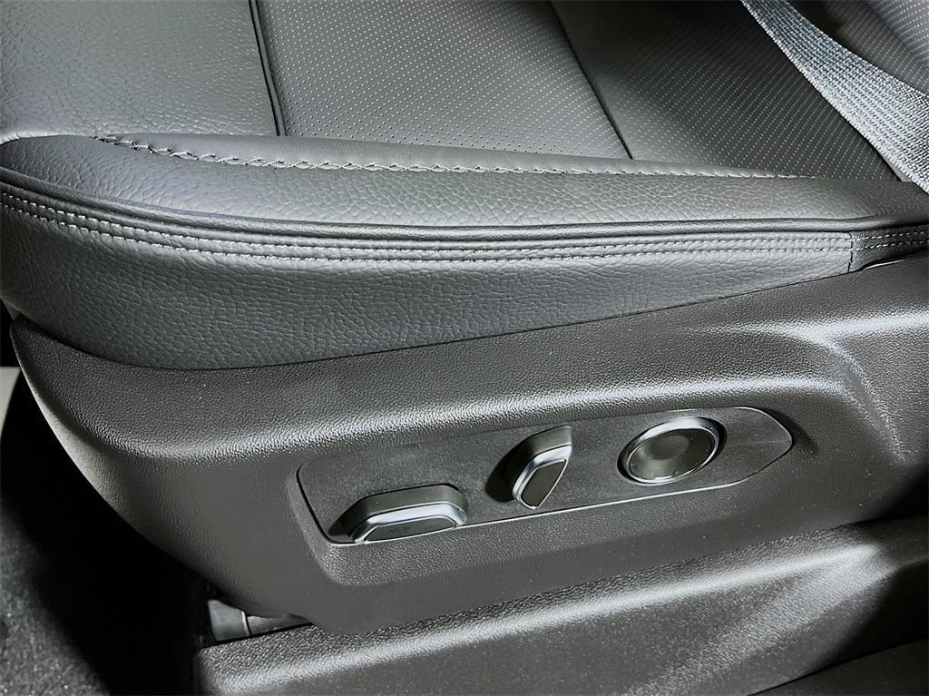 new 2025 GMC Sierra 1500 car, priced at $72,570