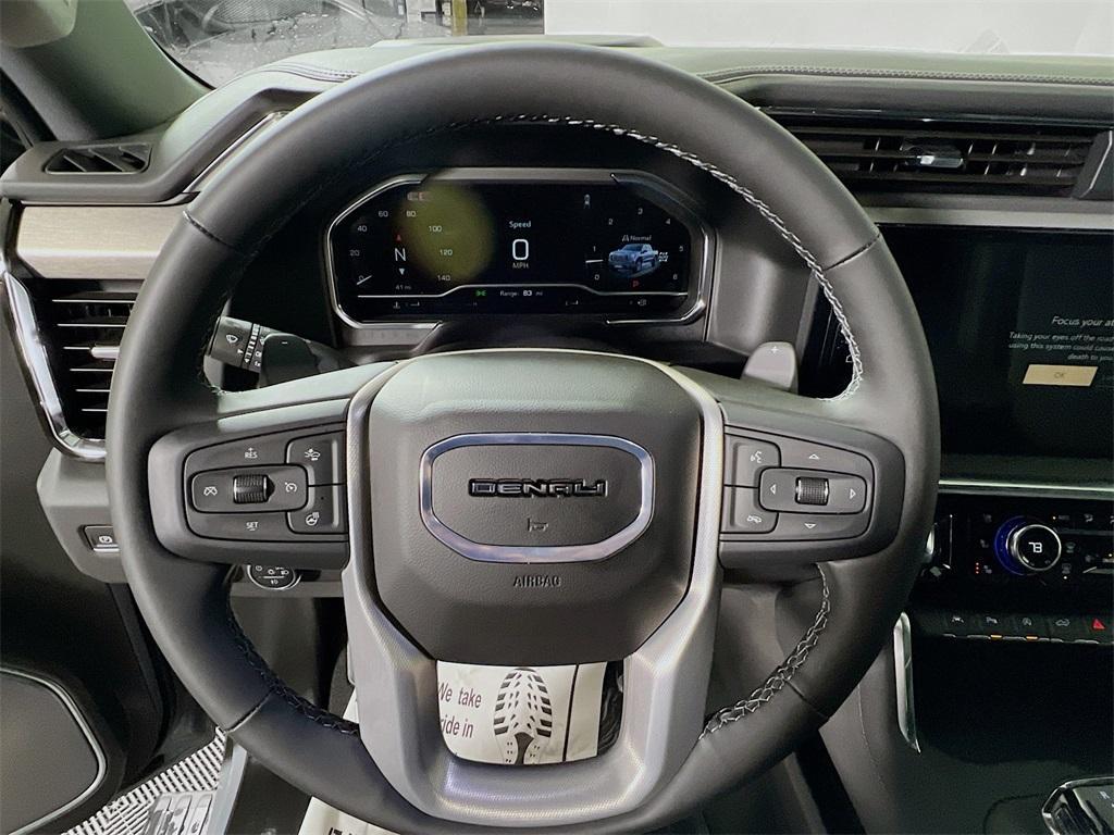 new 2025 GMC Sierra 1500 car, priced at $74,320