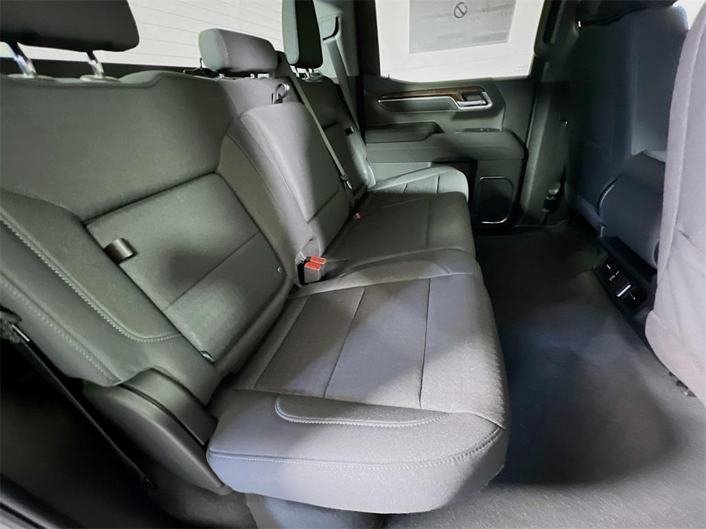 new 2025 GMC Sierra 1500 car, priced at $47,390