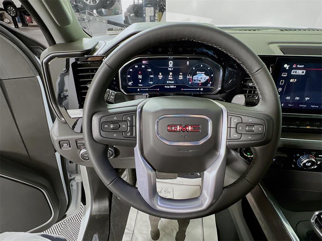 new 2025 GMC Sierra 1500 car, priced at $55,260