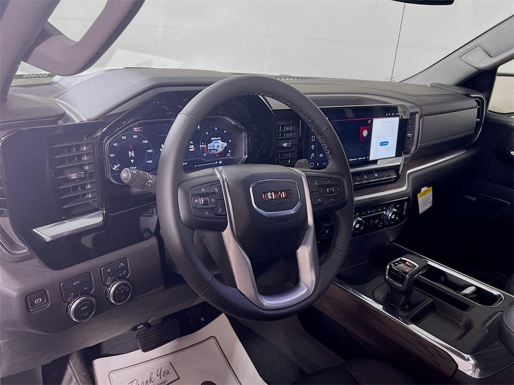 new 2025 GMC Sierra 1500 car, priced at $55,260