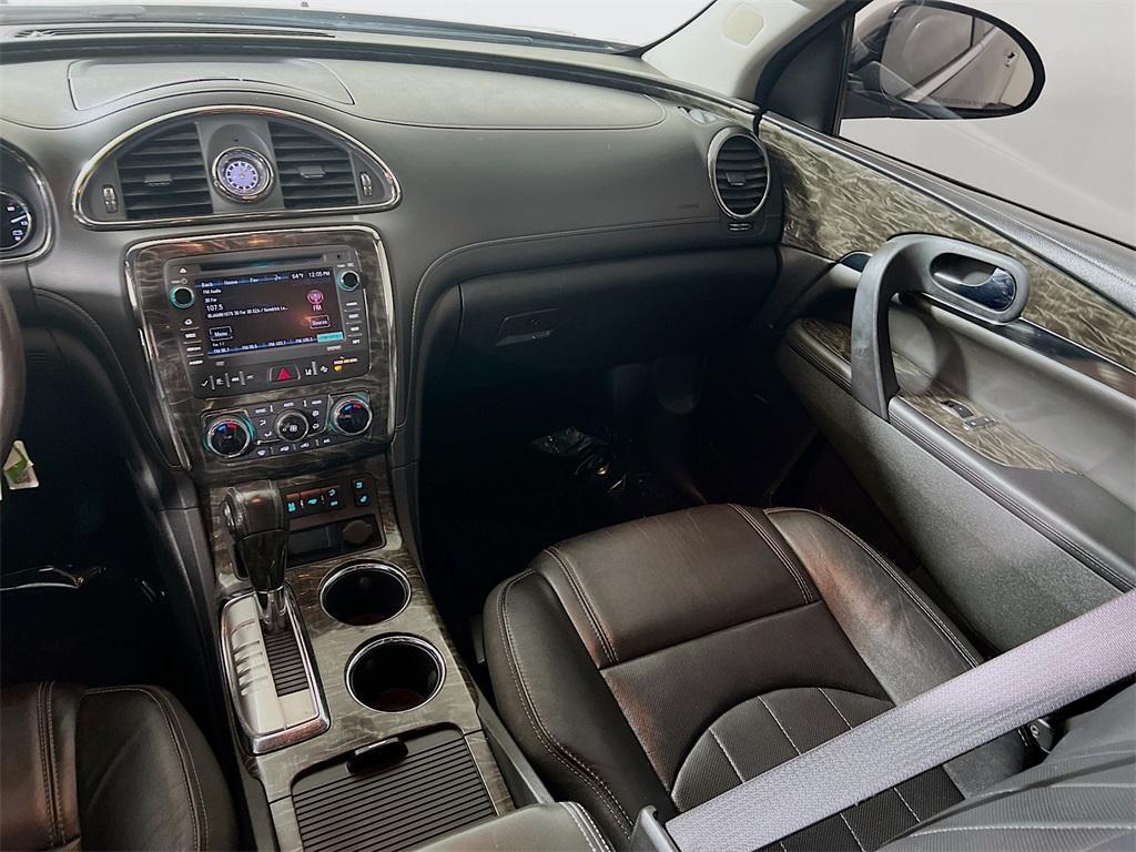 used 2014 Buick Enclave car, priced at $15,500