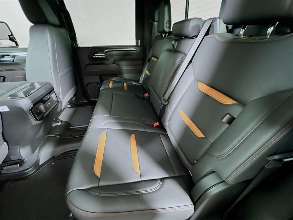 new 2025 GMC Sierra 3500 car, priced at $86,205