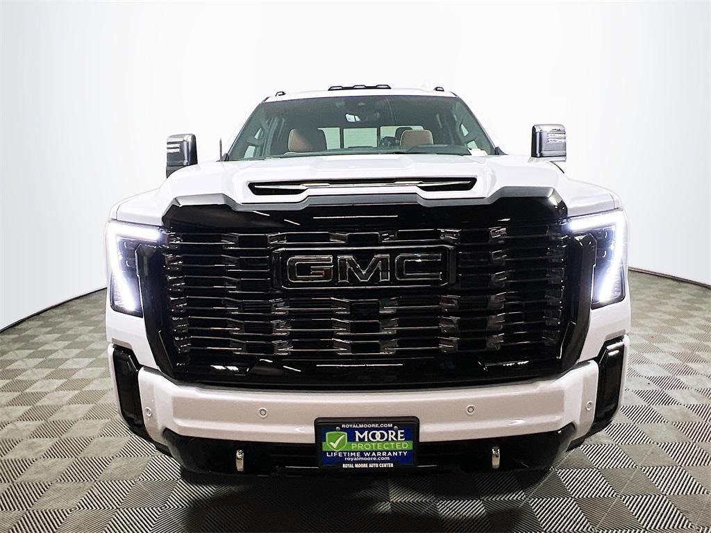 new 2026 GMC Sierra 3500 car, priced at $100,535