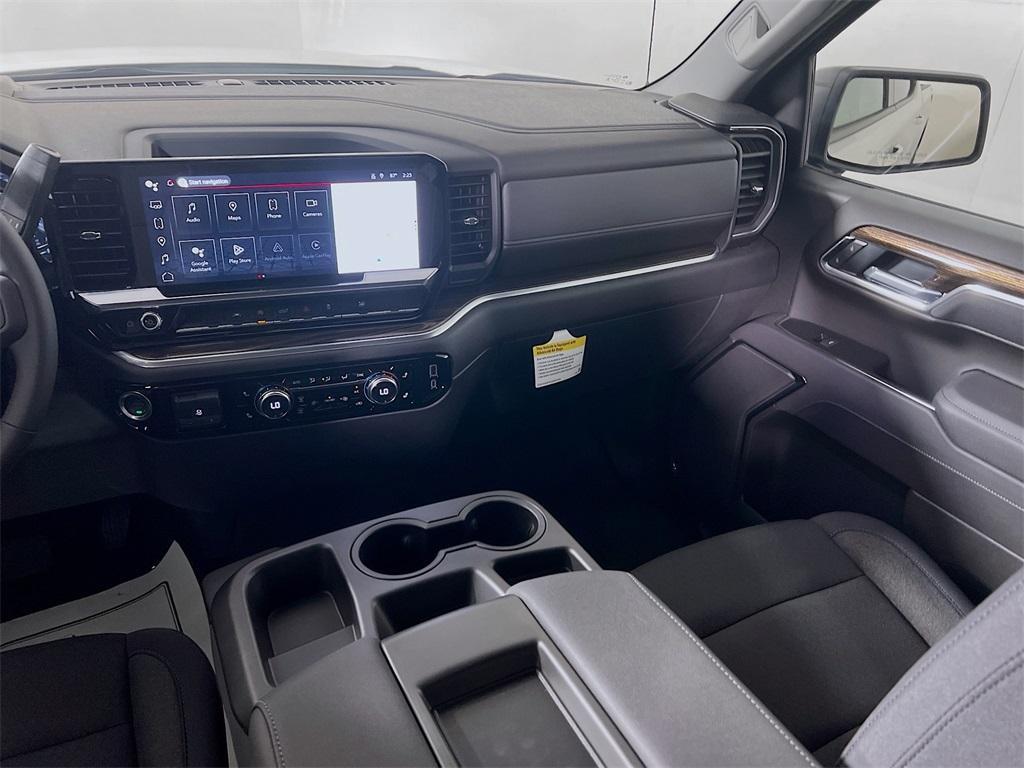 new 2025 GMC Sierra 1500 car, priced at $50,645