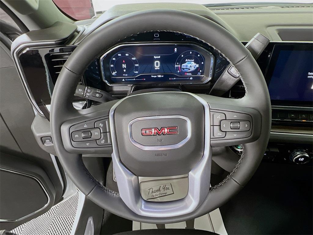 new 2025 GMC Sierra 1500 car, priced at $50,645