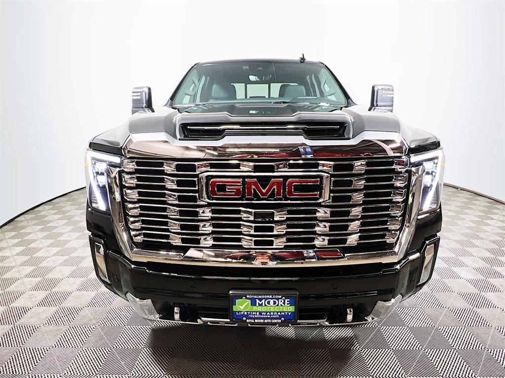 new 2025 GMC Sierra 3500 car, priced at $85,090