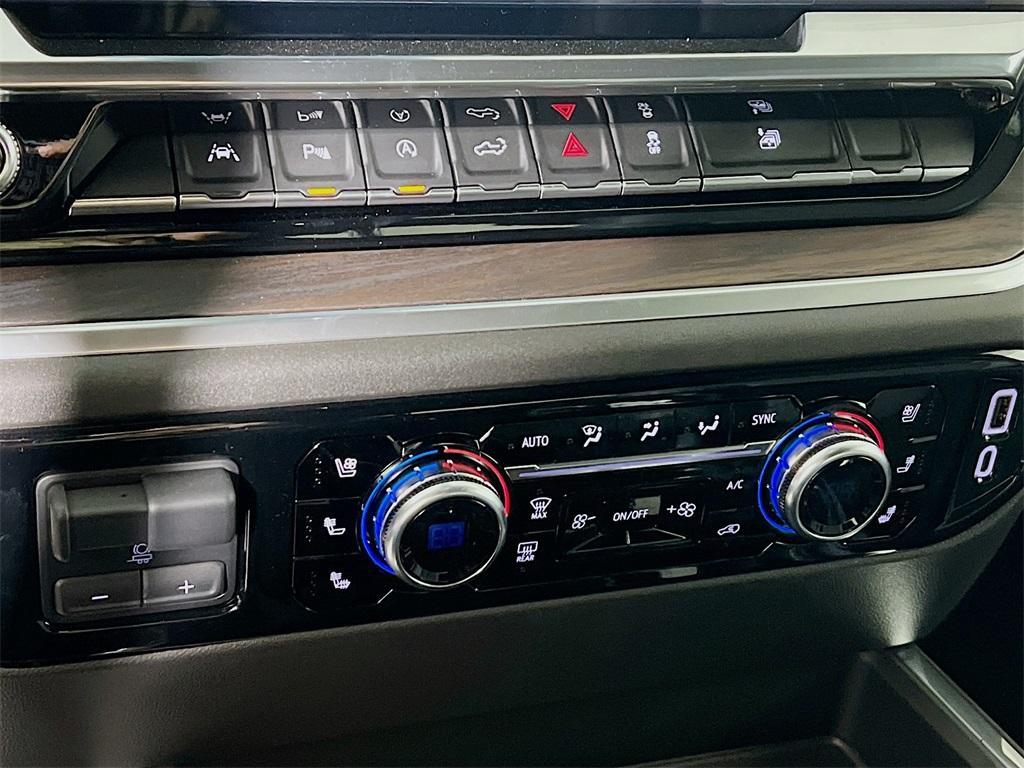 new 2025 GMC Sierra 1500 car, priced at $57,070