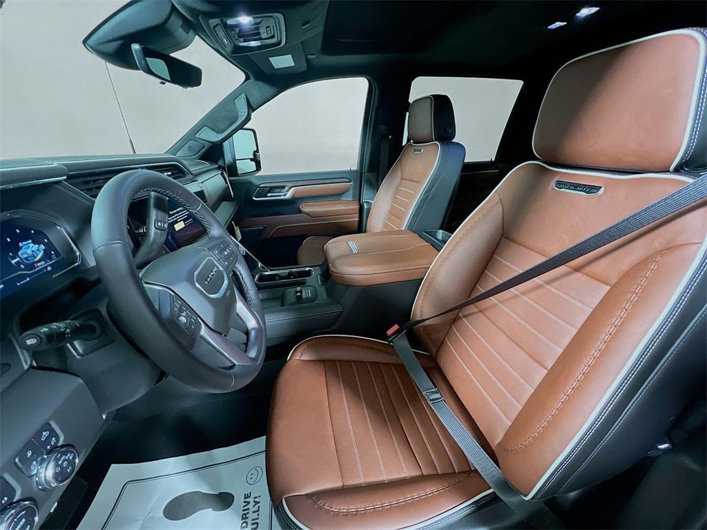 new 2025 GMC Sierra 3500 car, priced at $98,165