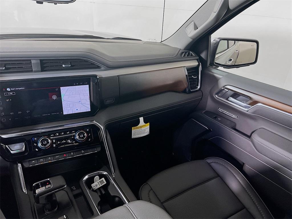 new 2025 GMC Sierra 1500 car, priced at $68,630