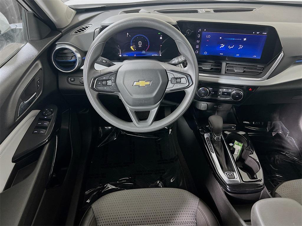 used 2024 Chevrolet Trax car, priced at $18,700