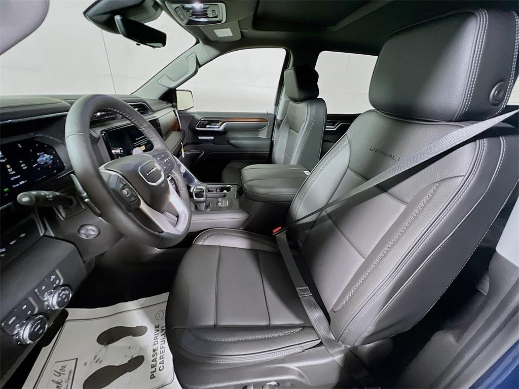 new 2026 GMC Sierra 1500 car, priced at $78,045