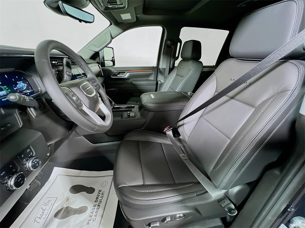 new 2025 GMC Sierra 3500 car, priced at $85,360