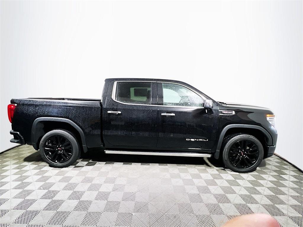 new 2025 GMC Sierra 1500 car, priced at $71,090