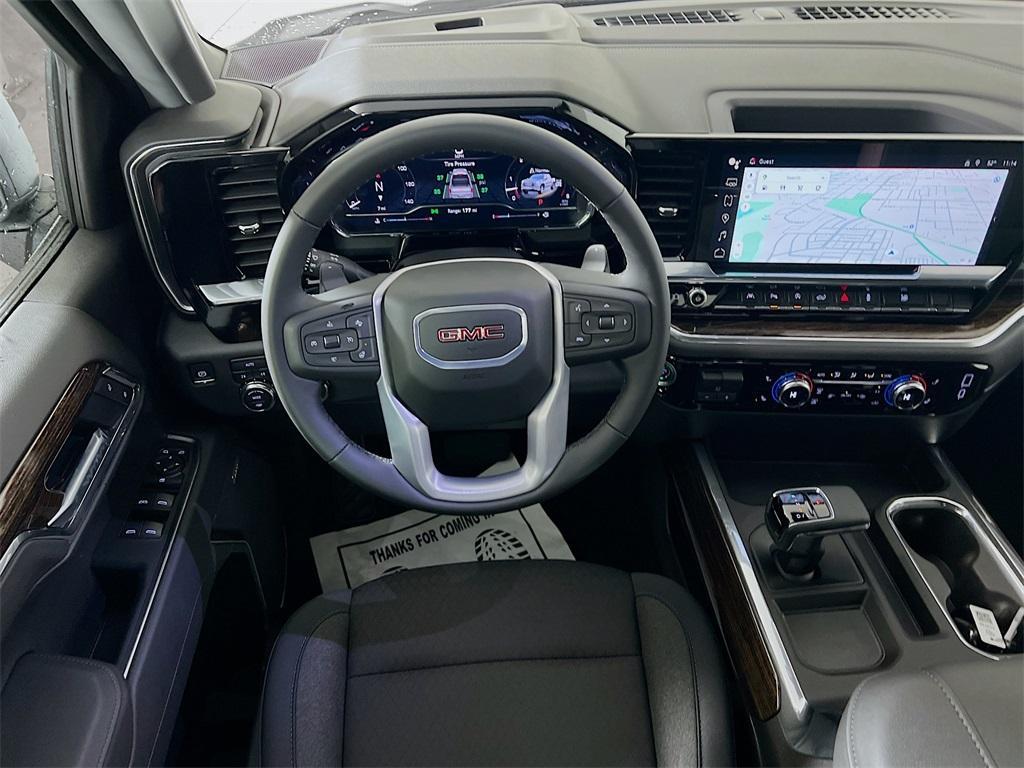 new 2025 GMC Sierra 1500 car, priced at $56,560