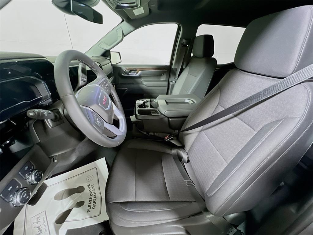 new 2025 GMC Sierra 1500 car, priced at $51,290