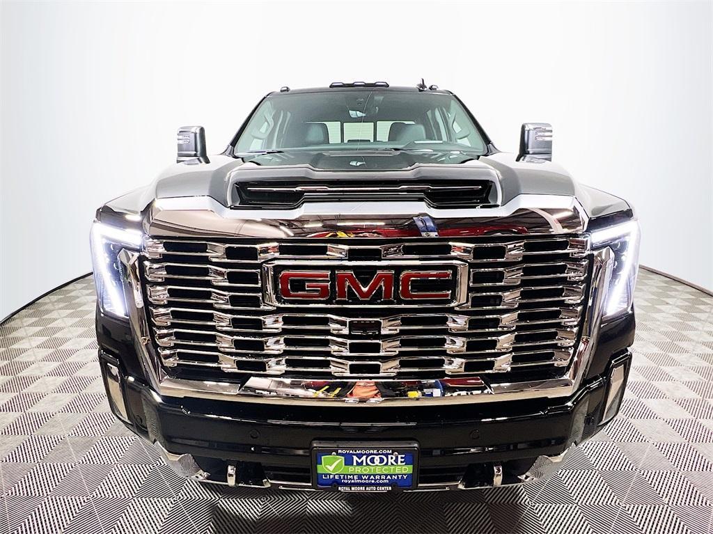 new 2025 GMC Sierra 3500 car, priced at $85,060