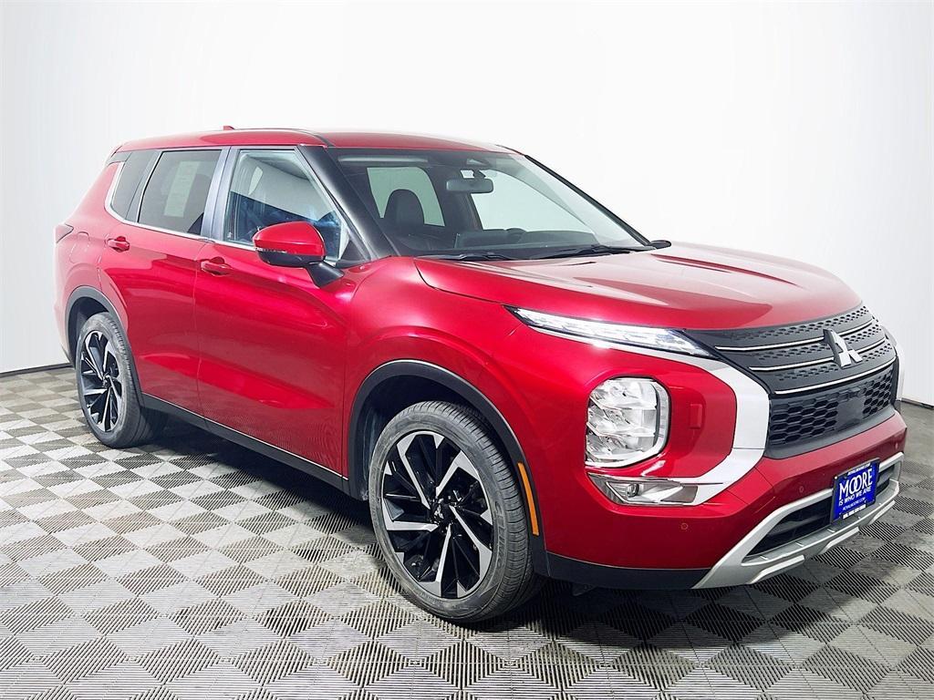 used 2024 Mitsubishi Outlander car, priced at $20,700