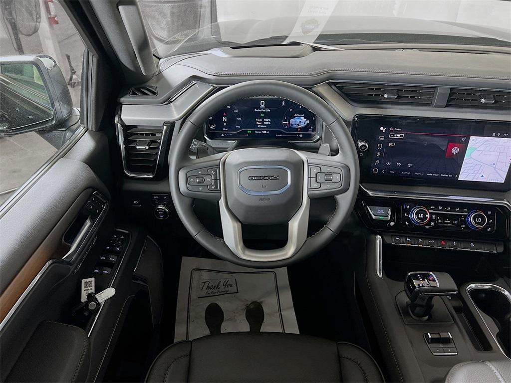 new 2025 GMC Sierra 1500 car, priced at $65,255