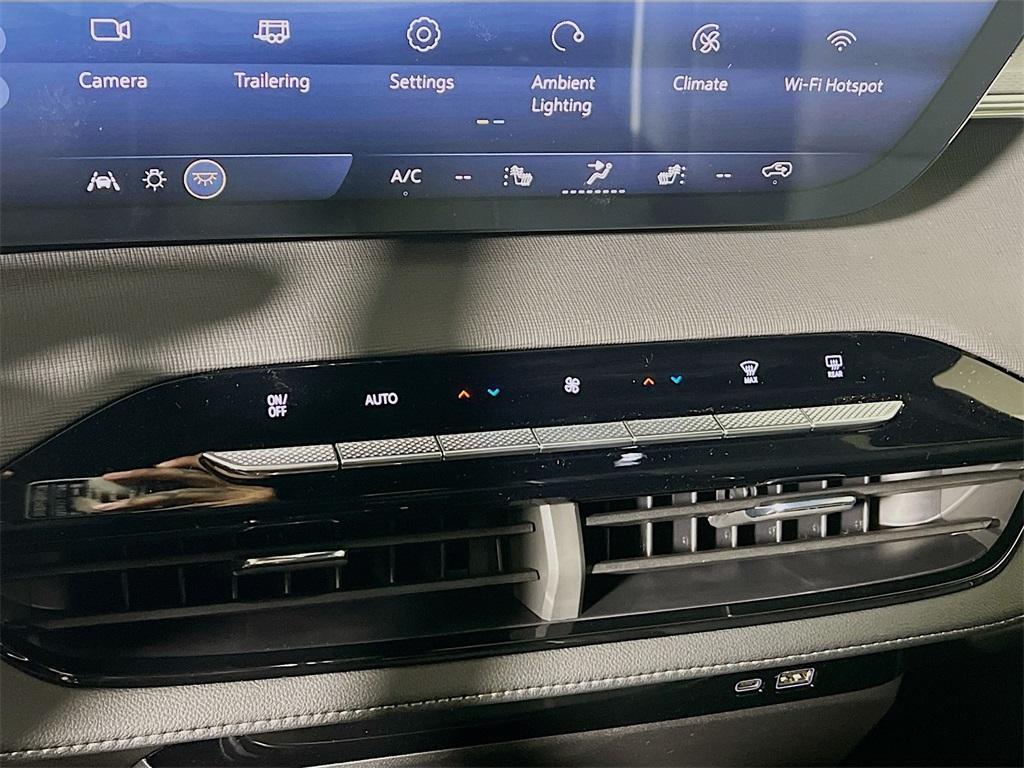 new 2026 Buick Enclave car, priced at $55,305