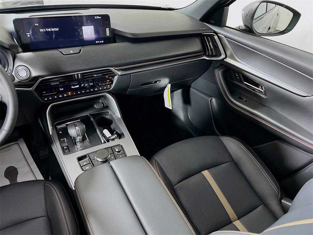 new 2025 Mazda CX-90 PHEV car, priced at $58,625