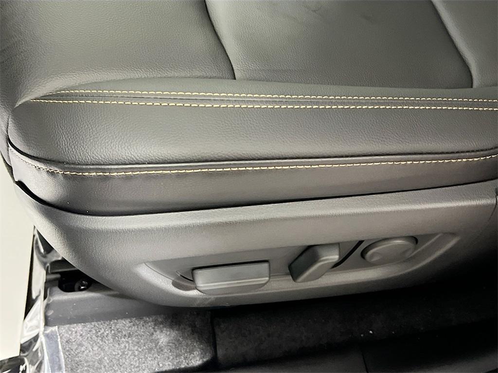 new 2025 Mazda CX-90 car, priced at $38,789