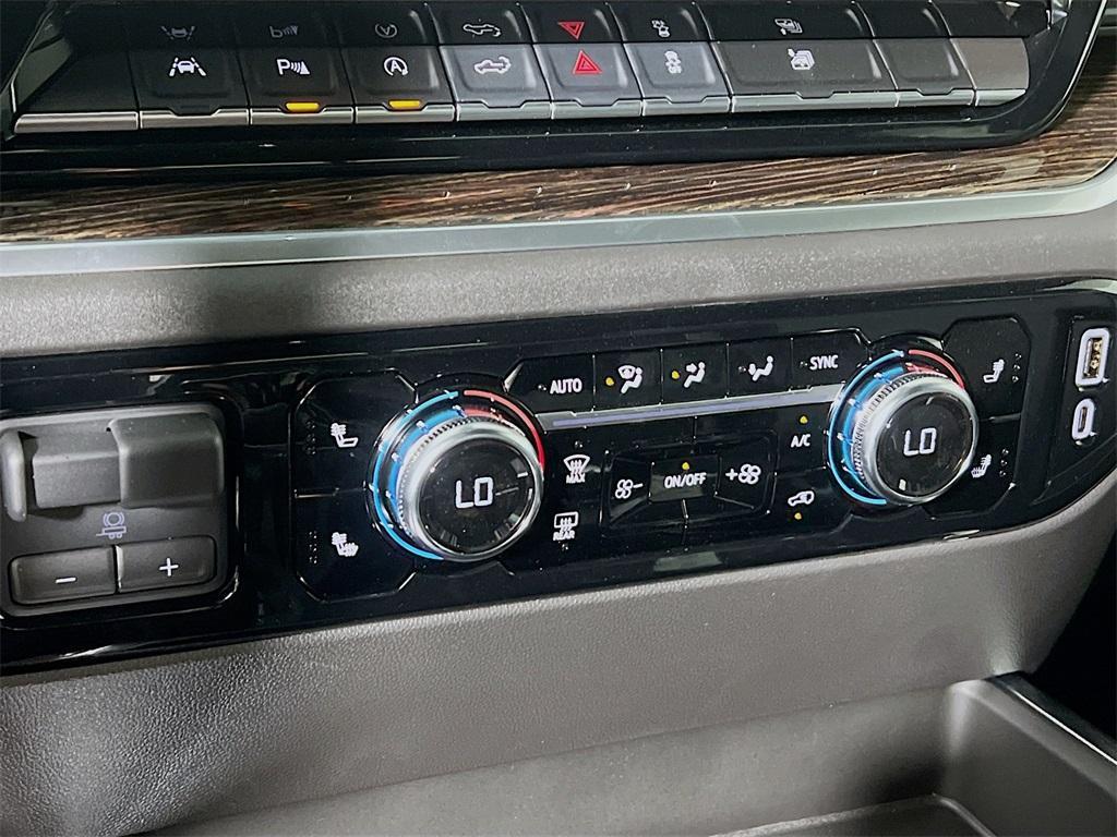 new 2025 GMC Sierra 1500 car, priced at $57,055