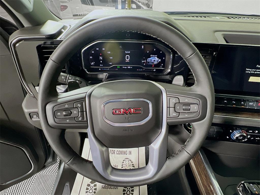 new 2025 GMC Sierra 1500 car, priced at $57,055