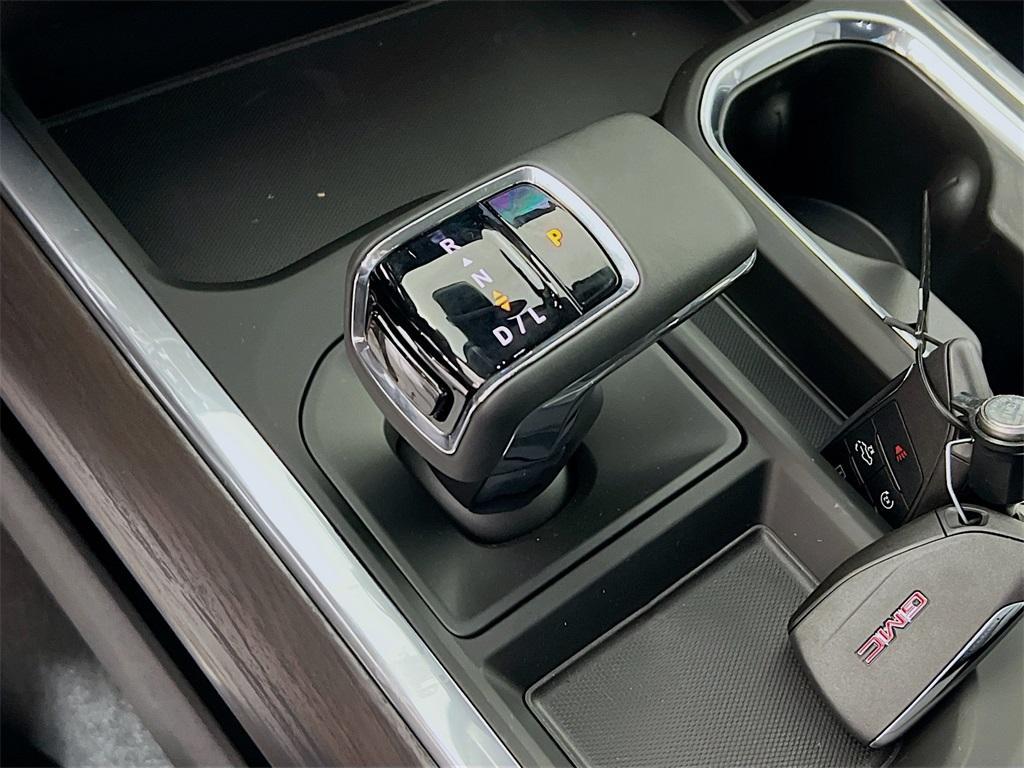 new 2026 GMC Sierra 1500 car, priced at $60,925