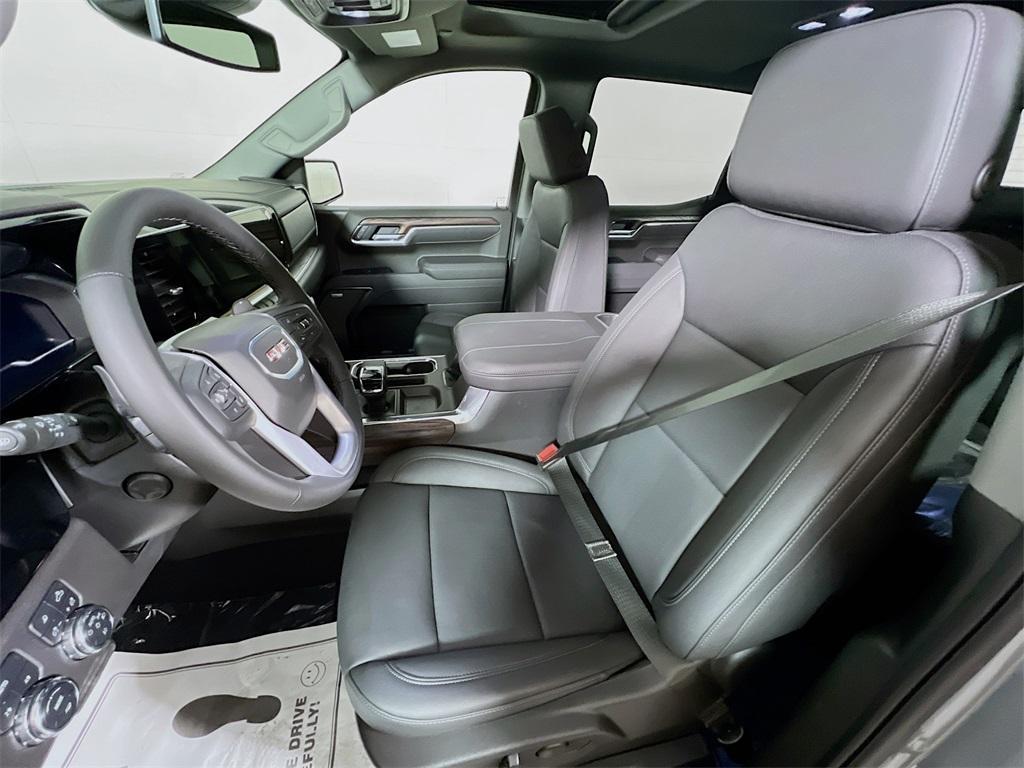 new 2025 GMC Sierra 1500 car, priced at $59,920