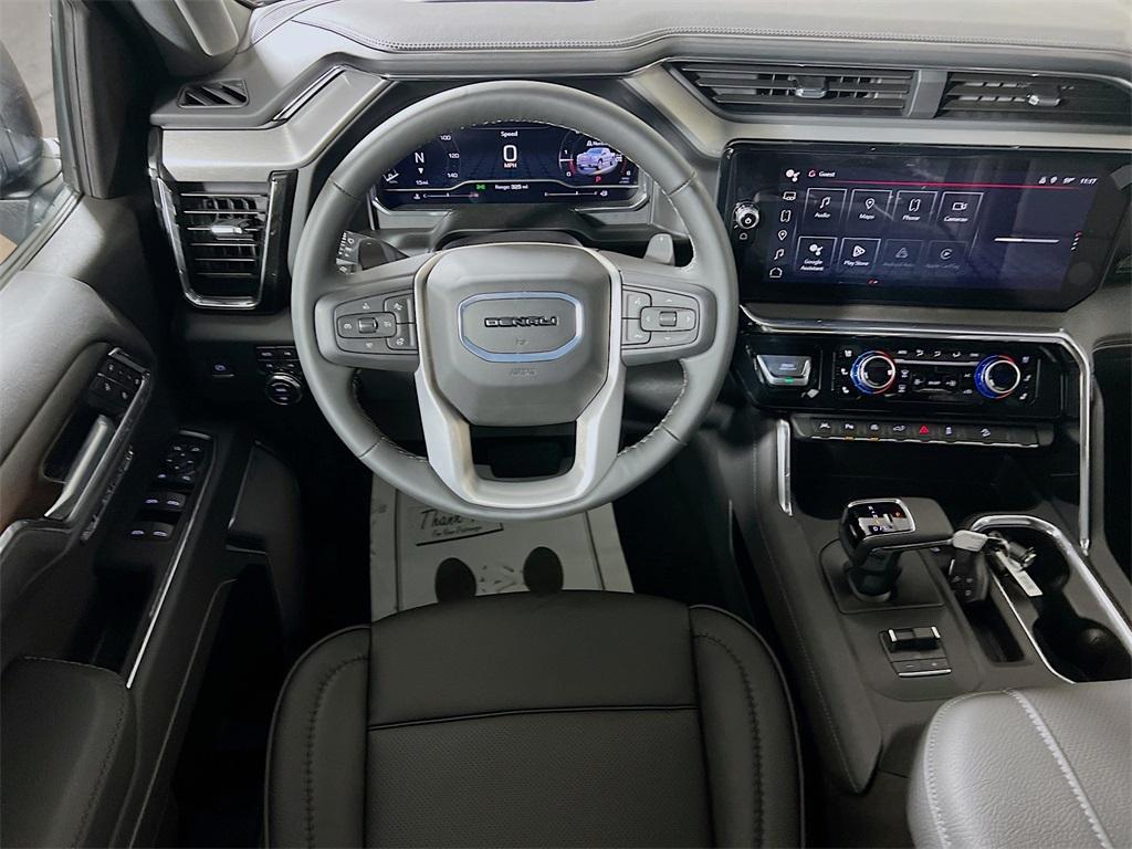 new 2025 GMC Sierra 1500 car, priced at $69,300