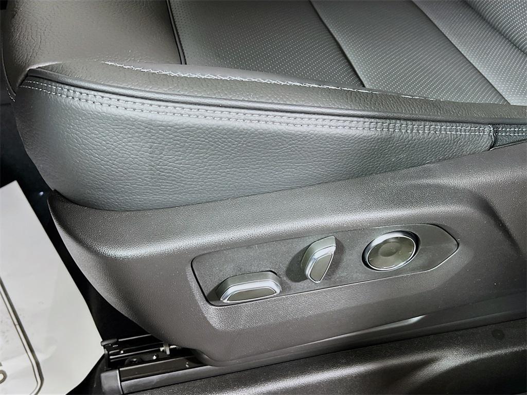 new 2025 GMC Yukon XL car, priced at $95,475
