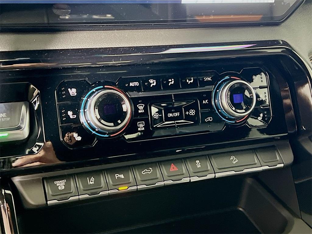 new 2025 GMC Sierra 3500 car, priced at $85,890