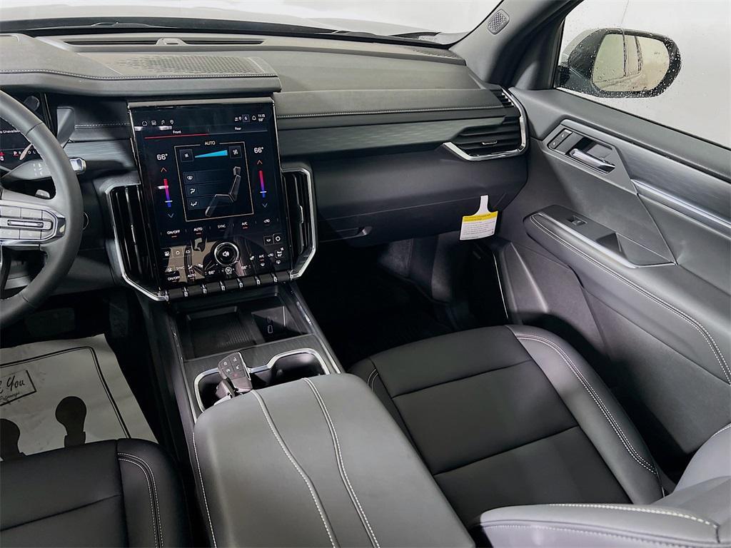 new 2025 GMC Acadia car, priced at $51,675