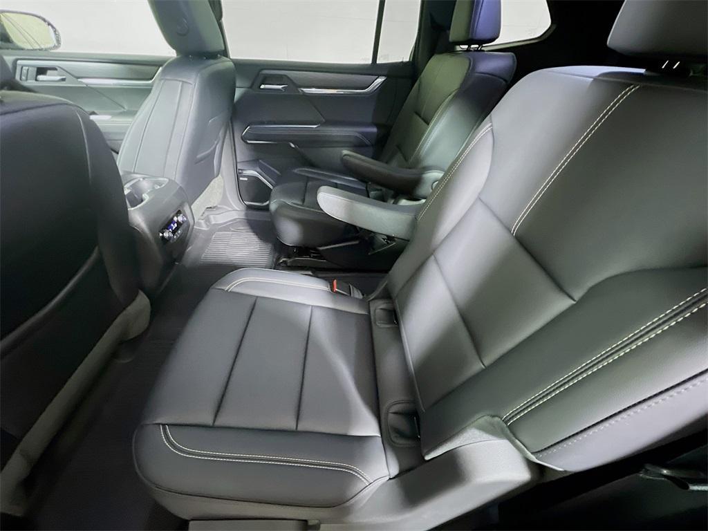 new 2025 GMC Acadia car, priced at $51,675