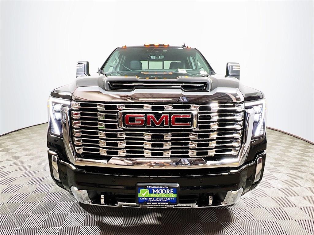 new 2025 GMC Sierra 3500 car, priced at $85,560