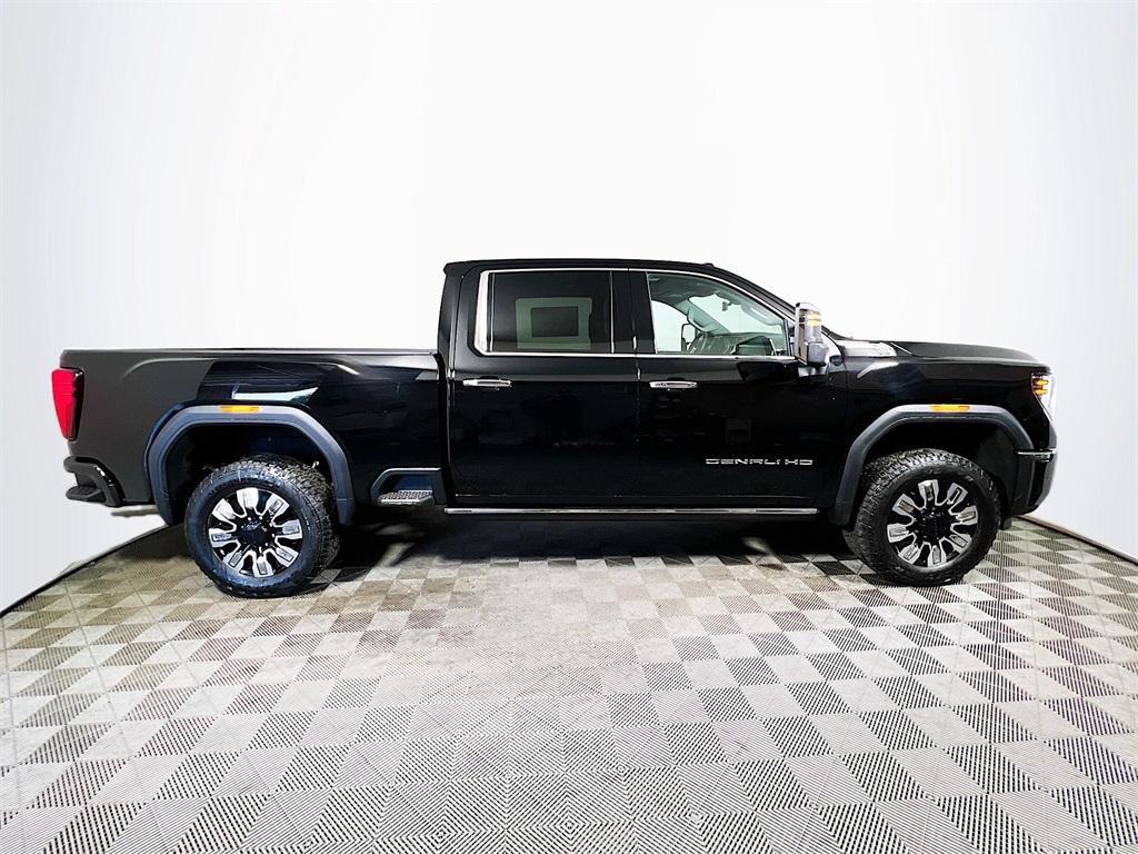 new 2025 GMC Sierra 3500 car, priced at $85,560