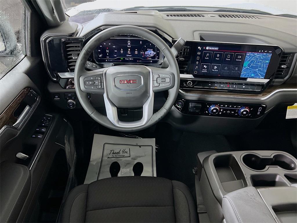 new 2025 GMC Sierra 1500 car, priced at $46,895