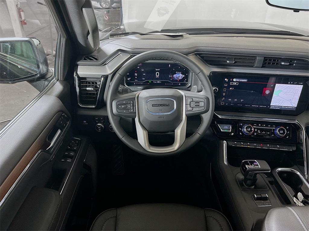 new 2025 GMC Sierra 1500 car, priced at $69,799
