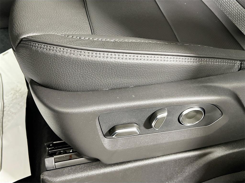 new 2025 GMC Yukon XL car, priced at $84,315