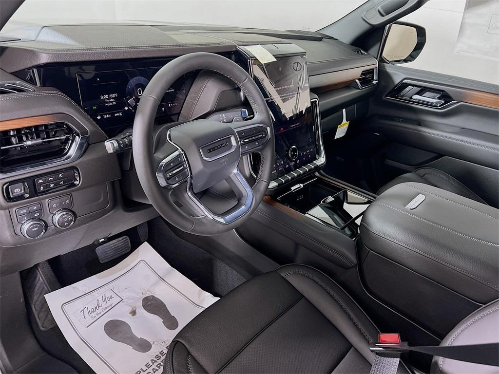 new 2025 GMC Yukon XL car, priced at $84,315