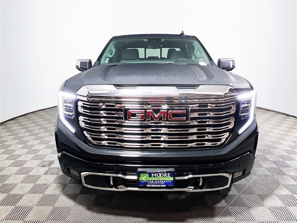 new 2025 GMC Sierra 1500 car, priced at $69,630