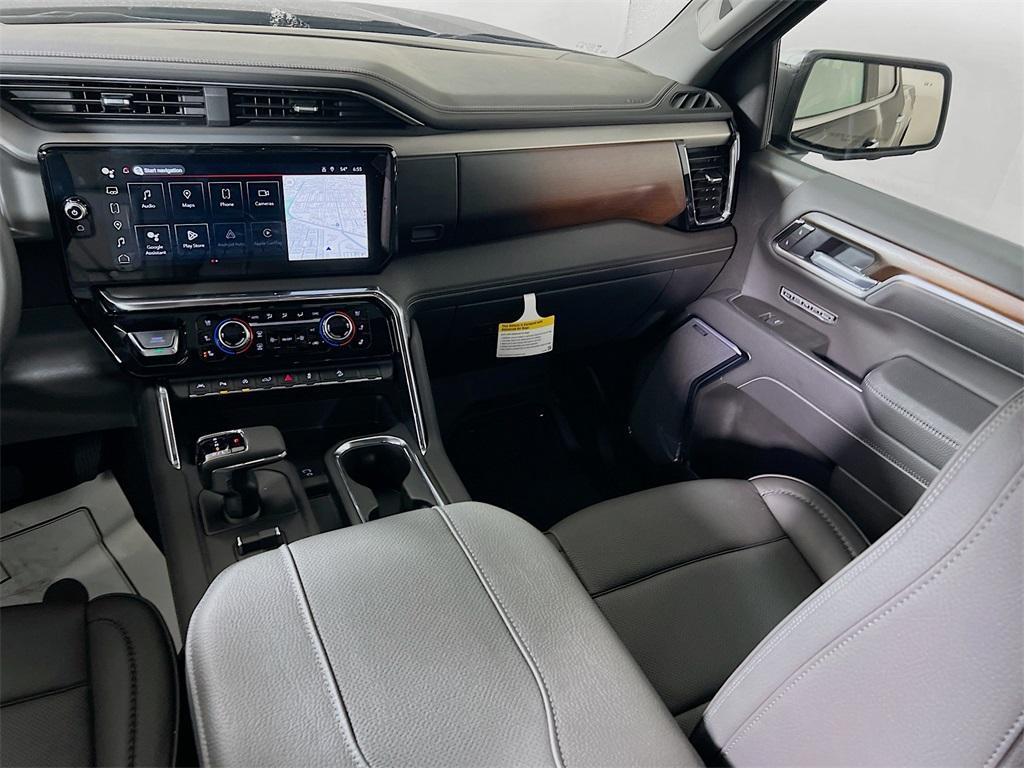 new 2025 GMC Sierra 1500 car, priced at $69,630